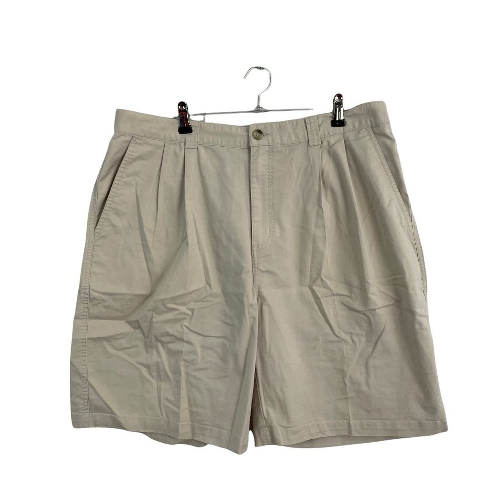 Adidas | Men's Stretch Beige Pleated Golf Shorts Size 36